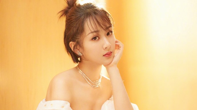 杨紫疑似整容