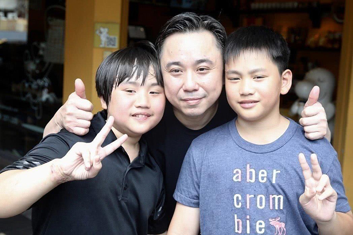 童星小小彬被大家淡忘现状如何 又是一个靠拍戏养活全家的小孩