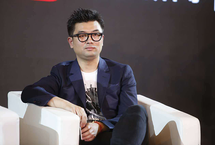 黄斌是娱乐圈中的金牌经纪人