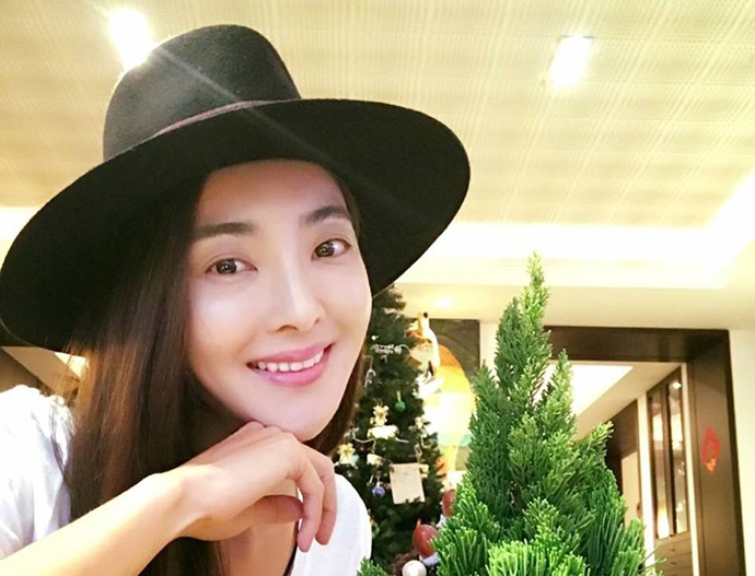 曹格老婆吴速玲