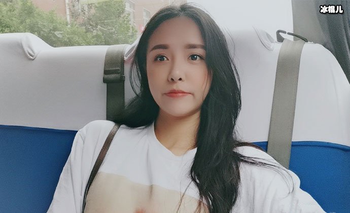 你还认得出来这是喻佳丽吗？