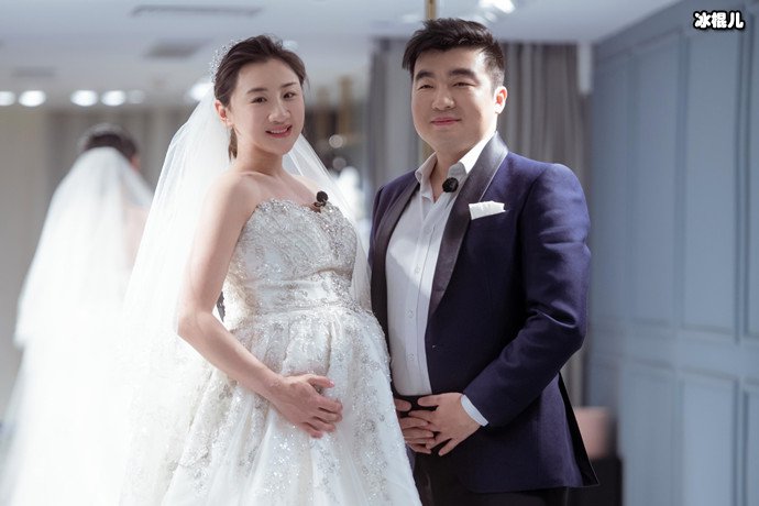 何雯娜为什么会选择二婚导演梁超