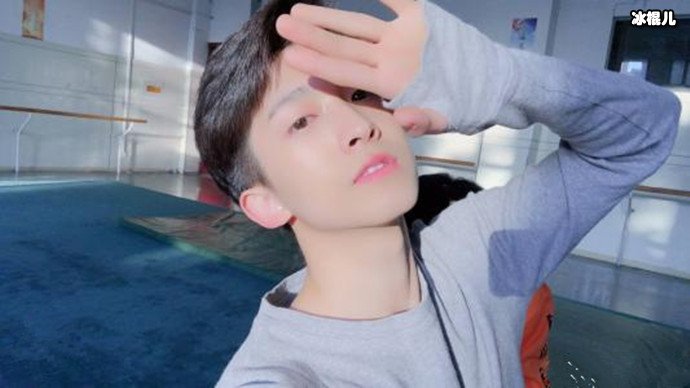 刘宇照片