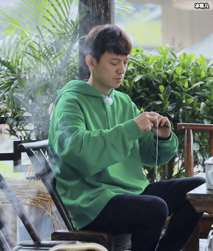 何炅照片