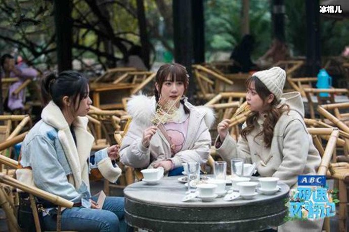 成都闺蜜团什么梗照片
