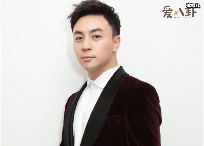 释小龙照片
