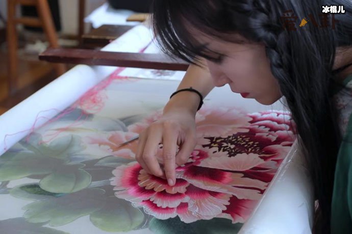 李子柒照片