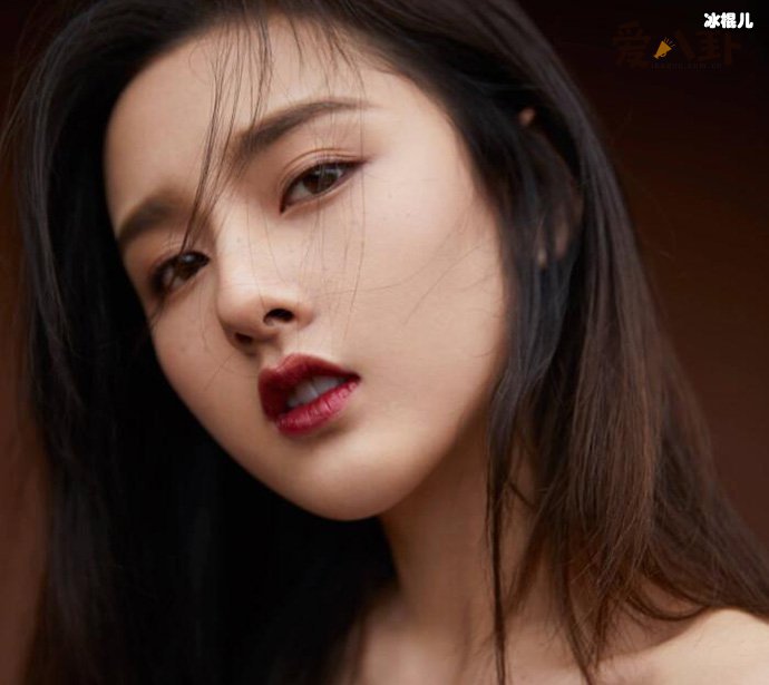 小鸡嘴女星