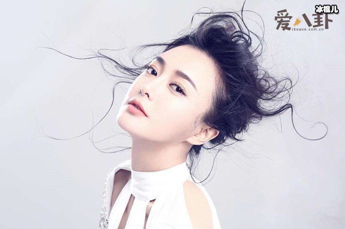 秦岚大谈女性生育观