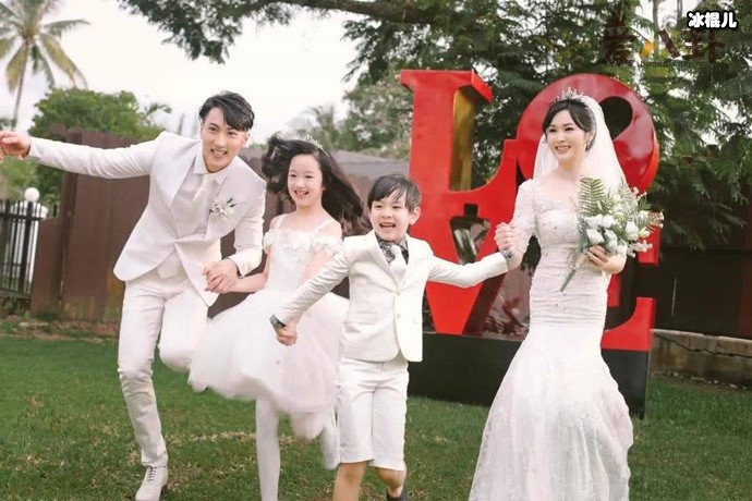 吴尊林丽吟婚礼其乐融融