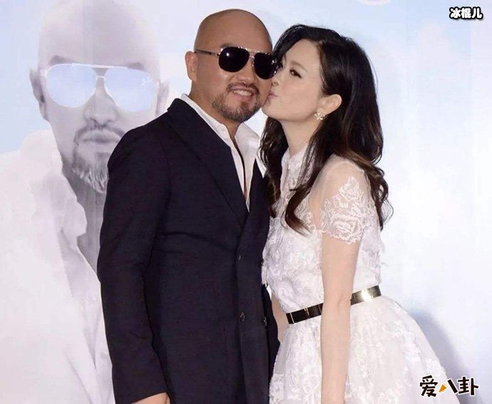 辛龙痛吻刘真