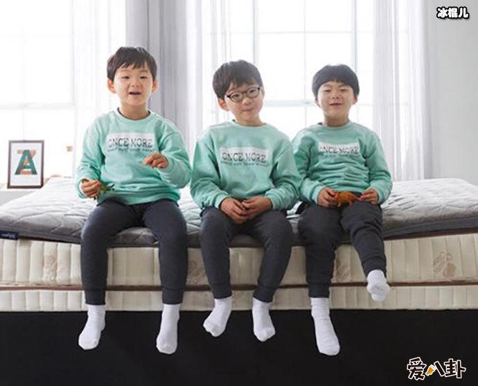 大韩民国万岁三胞胎近况起底，宋民国长大样子照片被围观