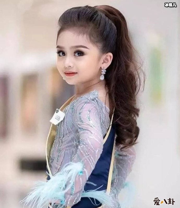 泰国举办选美大赛，冠军居然只有六岁装扮过于成熟被声讨