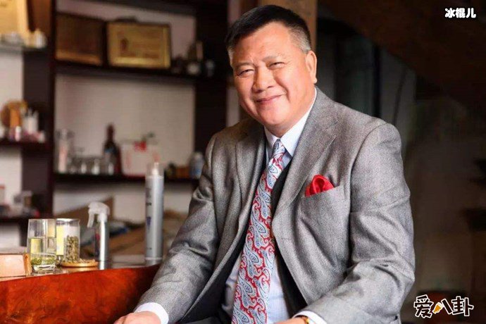 万梓良近照
