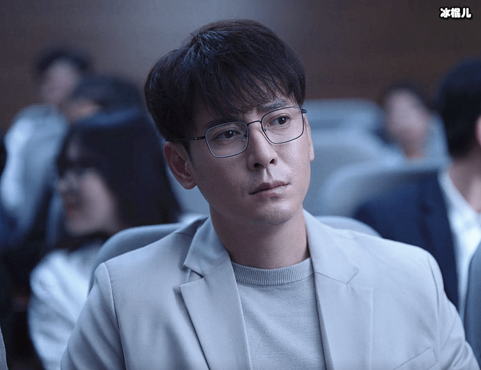 公诉老A的身份