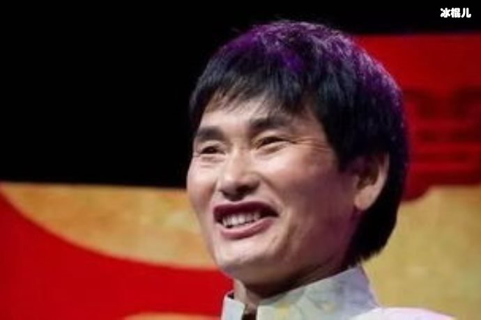 大衣嫂正在变美的道路上，大衣哥鼎力支持为妻子付账从不小气