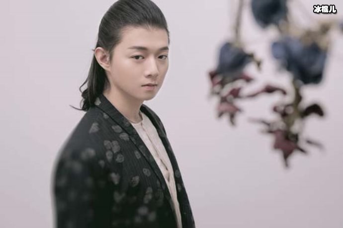 从神仙到凡人，这样的霍尊你喜欢吗？