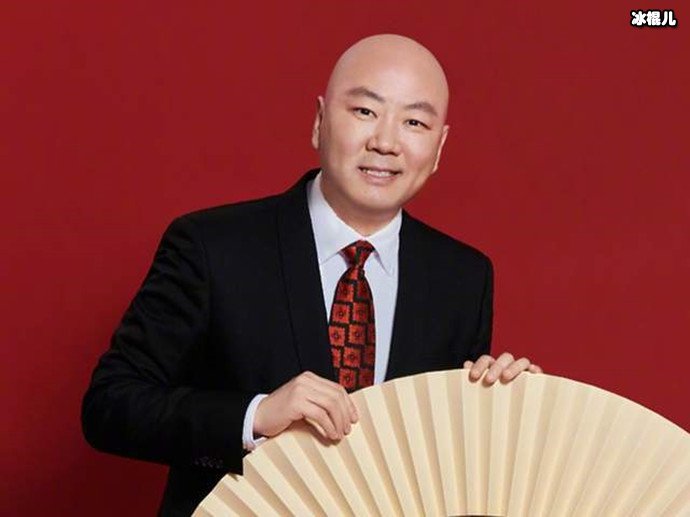 他曾多次登春晚，因一句台词被索赔1亿，现在怎么样了？