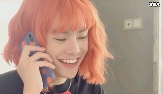 毛毛姐的“贵妇系列”深入人心，百变女装引来粉丝过1000w