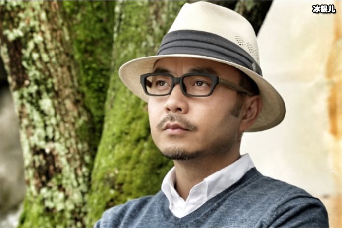 汪涵代言时间后两名助理护着，录节目有专车接送