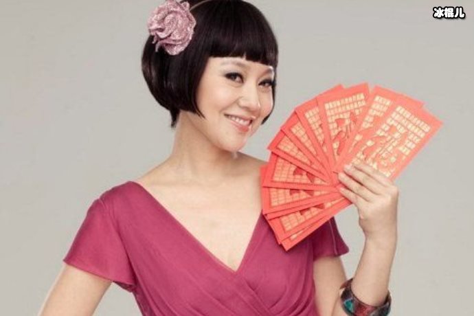 闫妮女儿秀丽才华横溢，网友：不愧遗传母亲