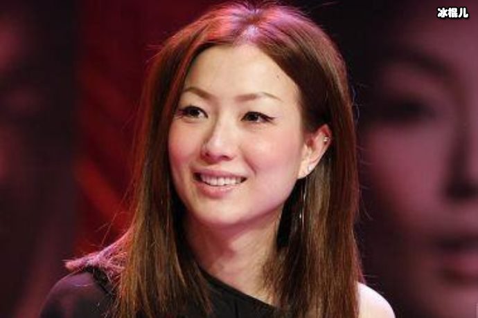 郑秀文与好友过生日不提许志安，表示一直未原谅老公