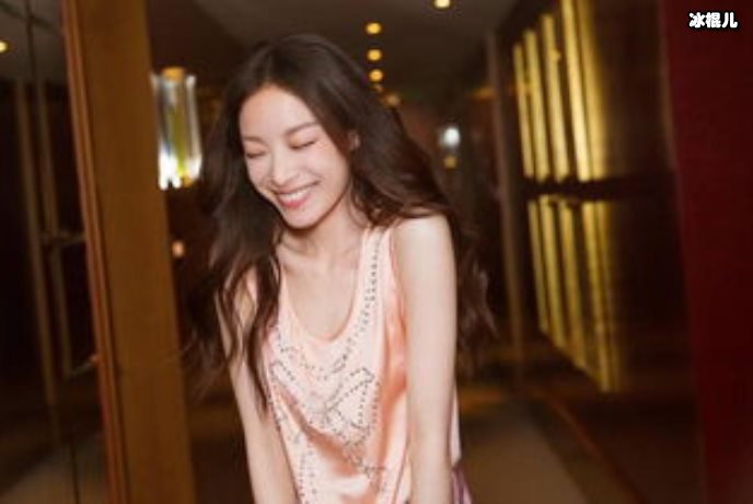 三十大关的倪妮，为何不放过自己挑战新技能？