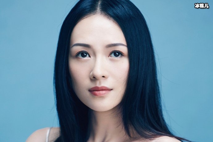 章子怡否认出演《无名》拍自己儿子与女儿照片，两小孩感情好