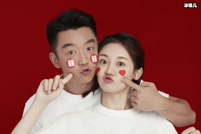 郑凯结婚了？官宣晒照细节引人注意