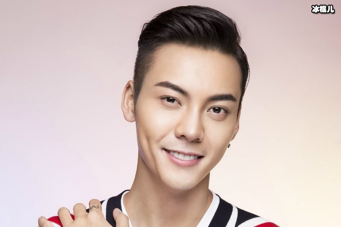 能演能唱有颜值有演技，与陈伟霆赵丽颖关系要好为何就迟迟不红