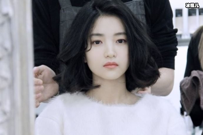 宋慧乔否认与玄彬复合二人遛狗视频未得回应，避重就轻果然厉害