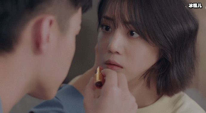 李溪芮照片