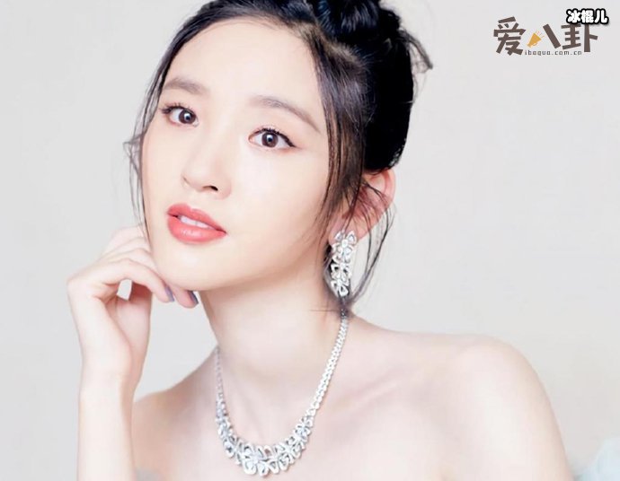 唐艺昕家境如何? 起底唐艺昕的原生家庭童年悲惨？
