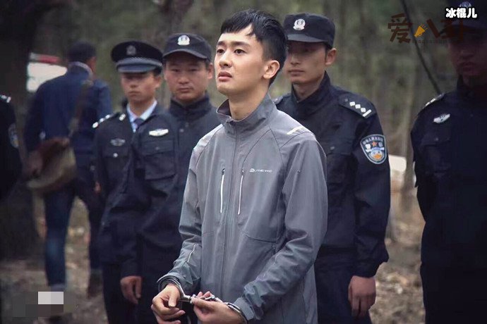 演员邓皓个人资料揭秘， 其学历遭起底他毕业于哪个大学