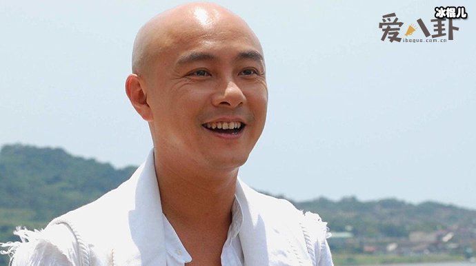 张卫健头发还能长吗？ 张卫健是不是真的秃头了