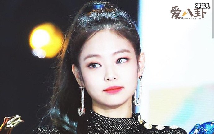 女团划水是什么意思？ BLACKPIN金智妮为什么叫人间皮划艇