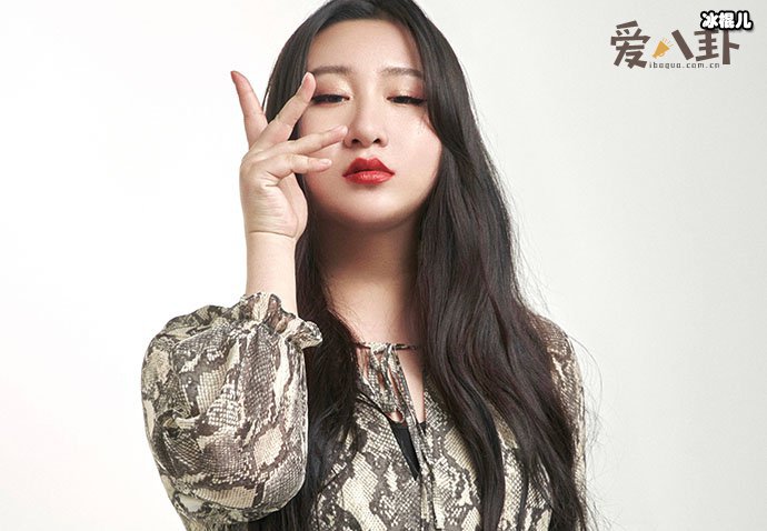 锤娜丽莎照片