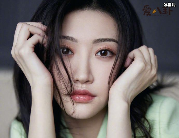 景甜走路怎么怪怪的， 起底景甜走路外八原因