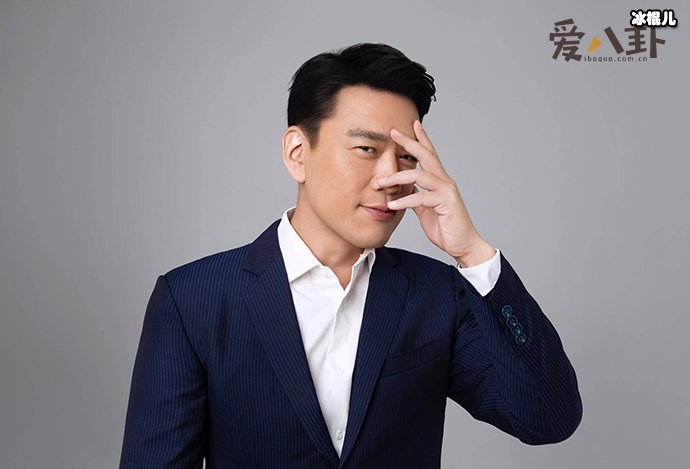 王耀庆一家四口起底, 王耀庆竟与妻子有这般缘分