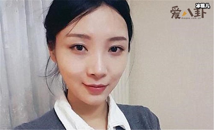 女流和壮壮是亲的吗？ 女流晒与弟弟合照引围观