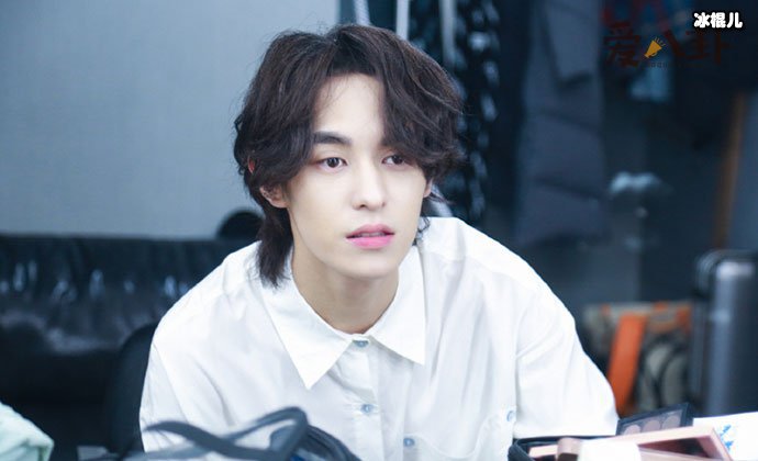 少年之名左叶