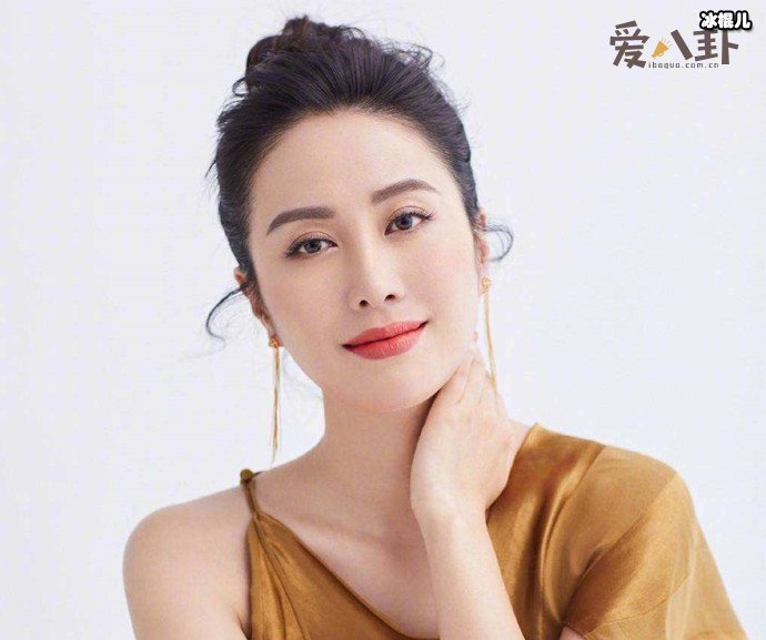 叶璇怒怼粉丝忘恩负义