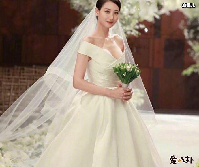 金秀贤婚纱照