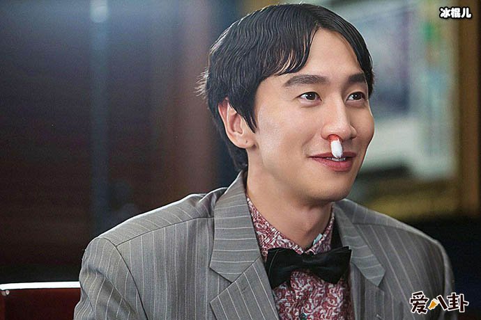李光洙车祸怎么回事.全部工作暂停疑似伤势严重!