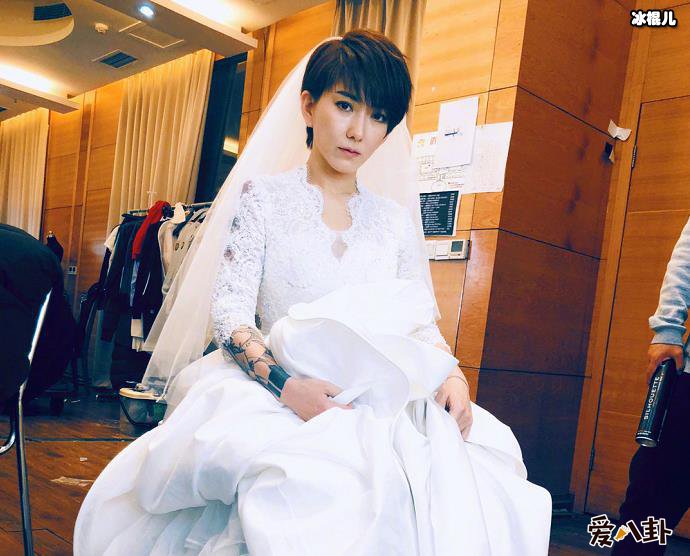 刘忻婚纱照