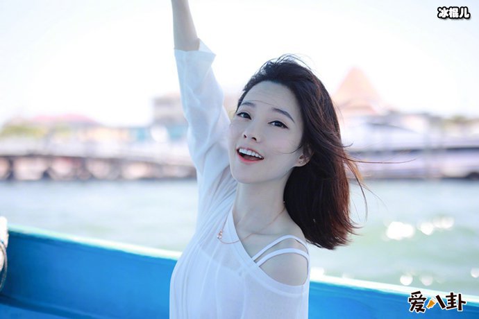 网红冯提莫自爆真实身高 1米6以下的女明星都有谁？