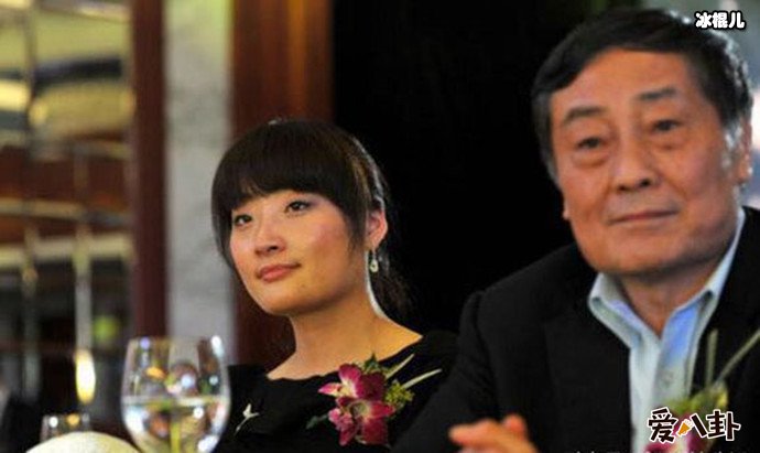 娃哈哈董事长女儿近照被扒，如今年过40还未婚嫁!