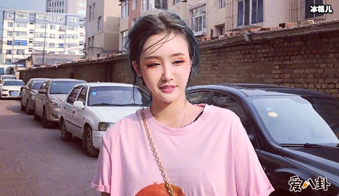 快手抽烟纹身黑暗萝莉大美黑历史被扒！其真名是什么？