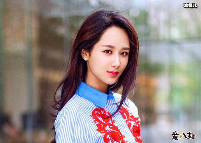 杨紫追星成功 杨紫区别对待小燕子和柳红