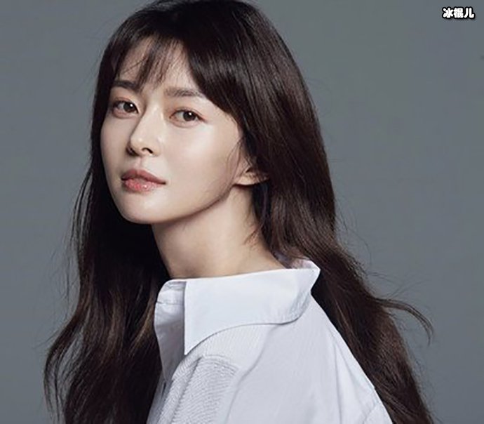李钟硕权娜恋爱？两人是否真如传在交往？